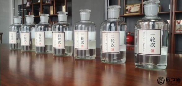 匠久道【53度酱香型】-酱香白酒使用传统技术 | 每轮包含有氧发酵