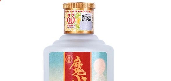 为什么高端白酒贵得离谱？低端白酒差距竟如此惊人