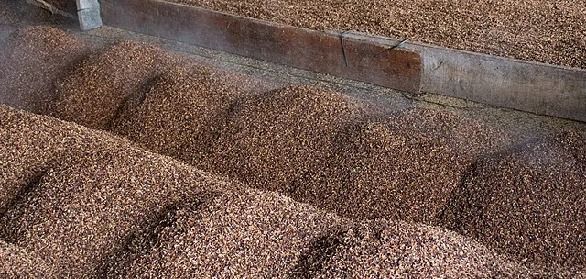 酱酒OEM贴牌代工：5步筛选出靠谱的茅台镇合作酒厂